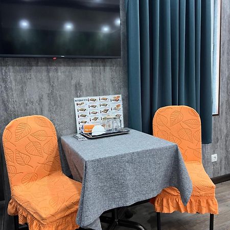 Salut Hotel 비슈케크 외부 사진