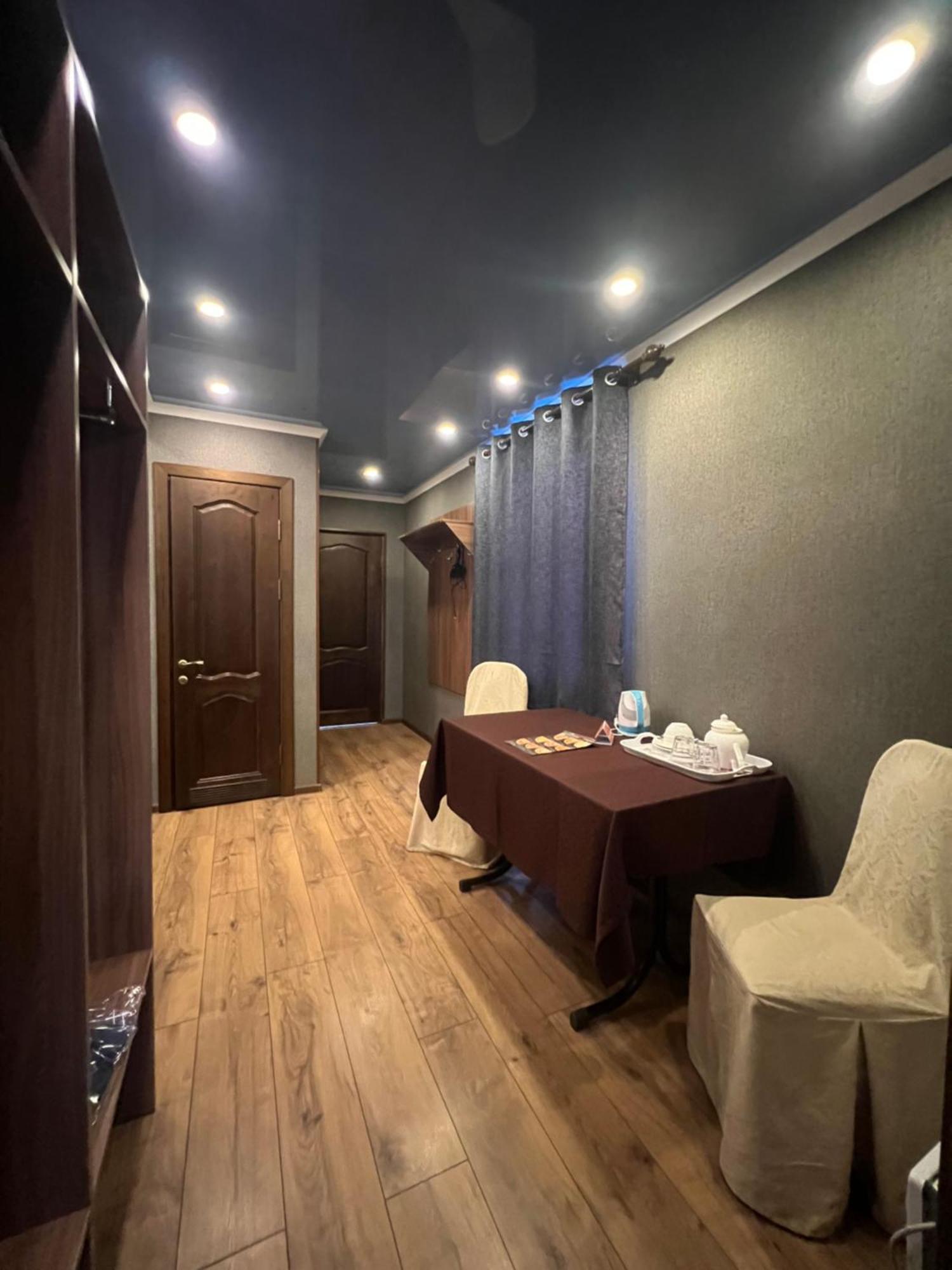 Salut Hotel 비슈케크 외부 사진