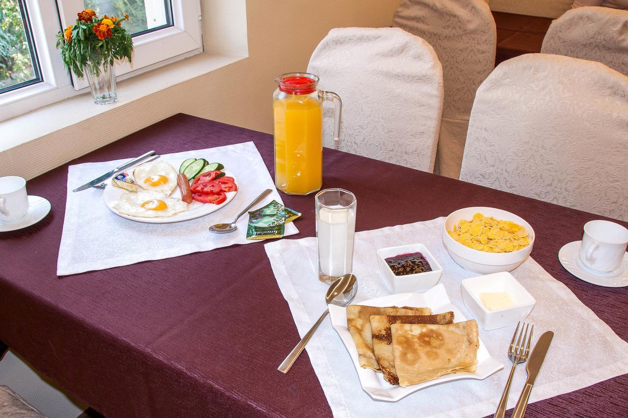 Salut Hotel 비슈케크 외부 사진