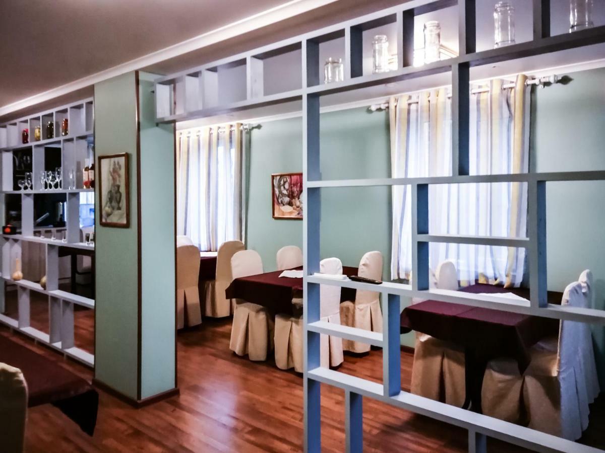 Salut Hotel 비슈케크 외부 사진