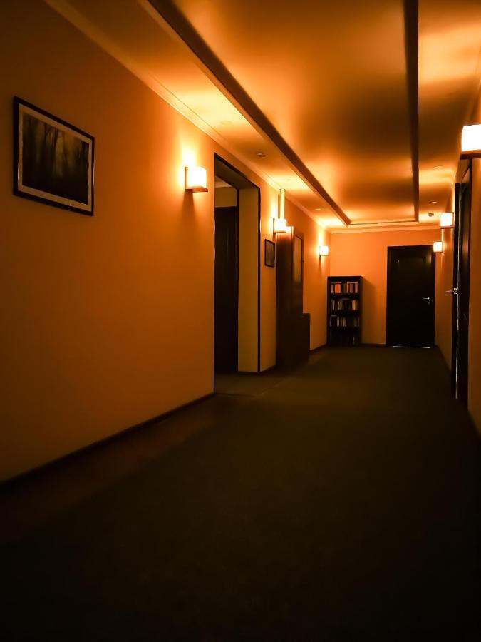 Salut Hotel 비슈케크 외부 사진