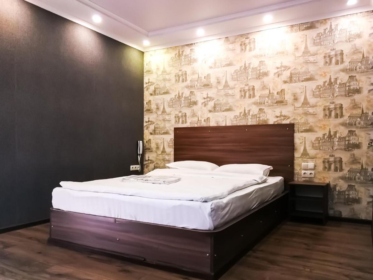Salut Hotel 비슈케크 외부 사진